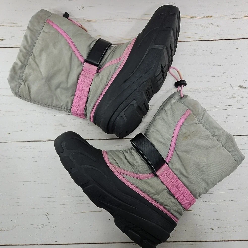 Sorel Winter Flurry Outdoor Snow Boots Youth‎ Size 5 Gray Pink Black NY1965-061